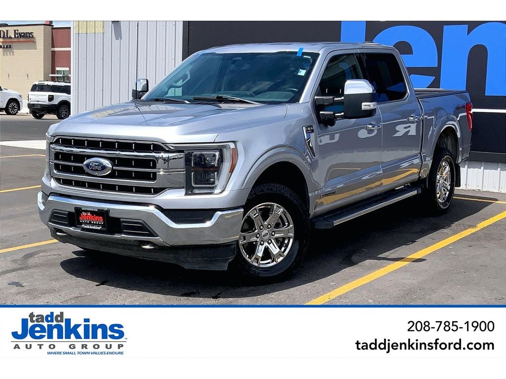 2021 Ford F-150 LARIAT in Iconic Silver Metallic — front three-quarter view