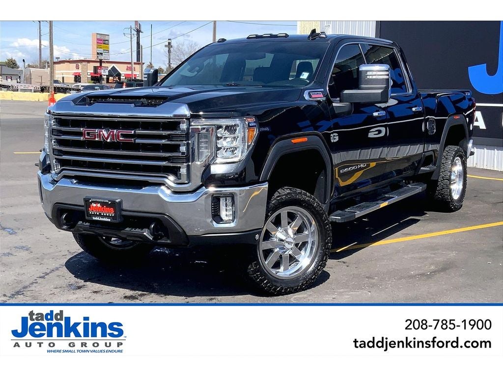 2020 GMC Sierra 2500 SLT in Onyx Black — front three-quarter view