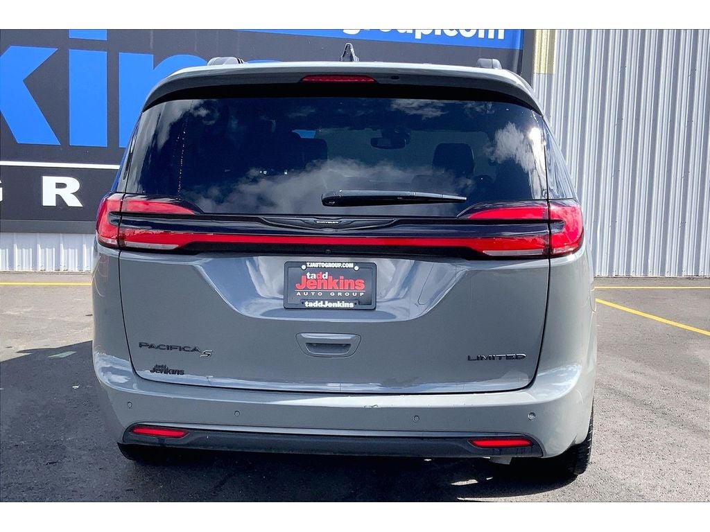 2025 Chrysler Pacifica — interior view