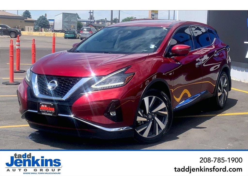 2022 Nissan Murano SL in Scarlet Ember Tintcoat — front three-quarter view