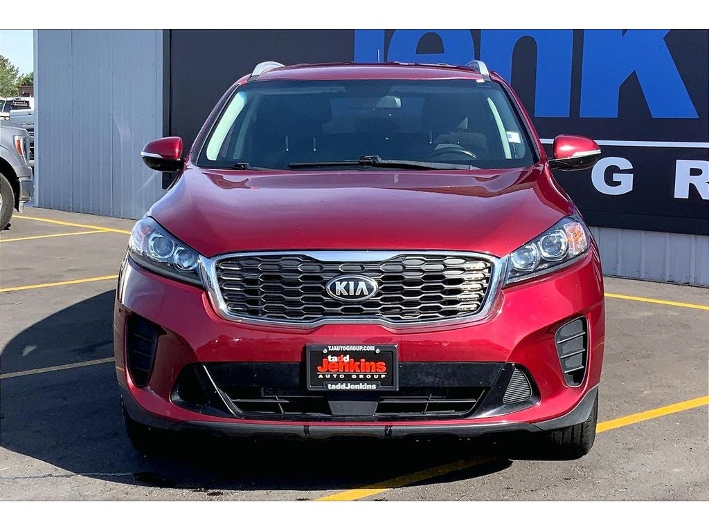 2020 Kia Sorento — rear three-quarter view