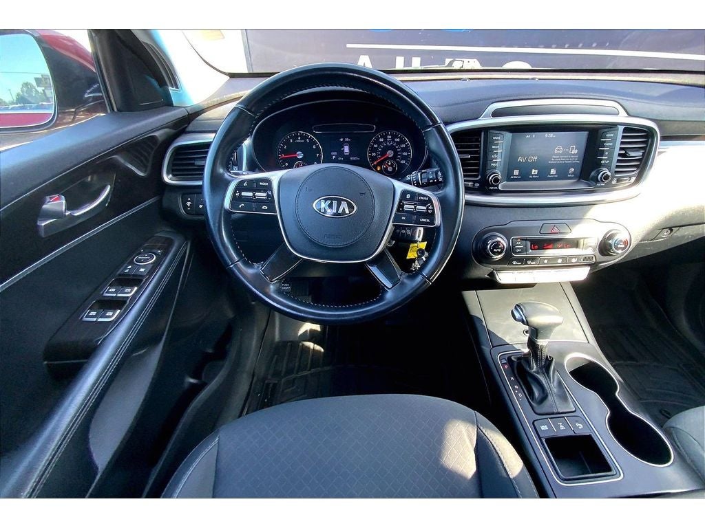 2020 Kia Sorento — detail view