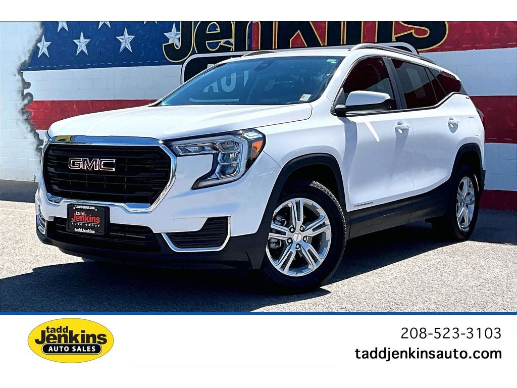 2022 GMC Terrain SLE in Summit White — front three-quarter view