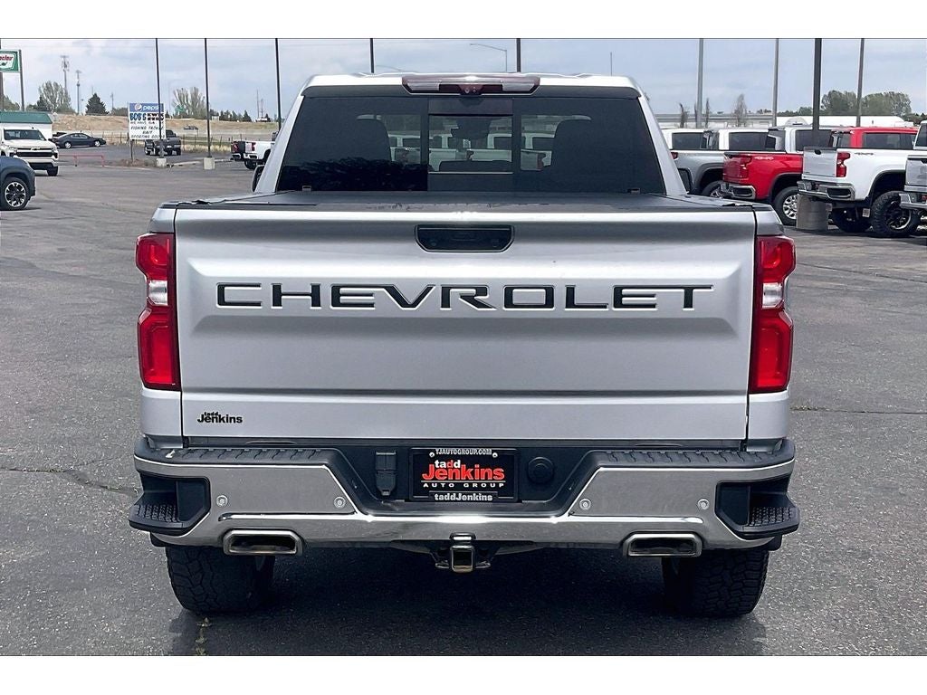 2022 Chevrolet Silverado 1500 — interior view