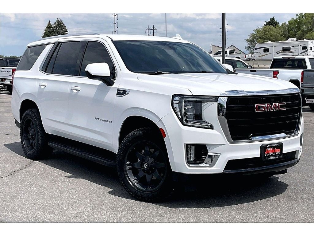 2022 GMC Yukon — side profile view