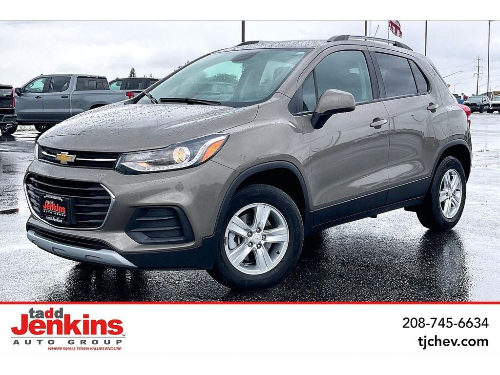 2021 Chevrolet Trax LT in Stone Gray Metallic — front three-quarter view